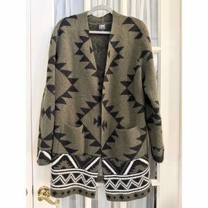 Frye Women's Olive and Black Patterned Cardigan